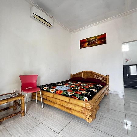 Alan'S Homestay Kuripan Kültér fotó