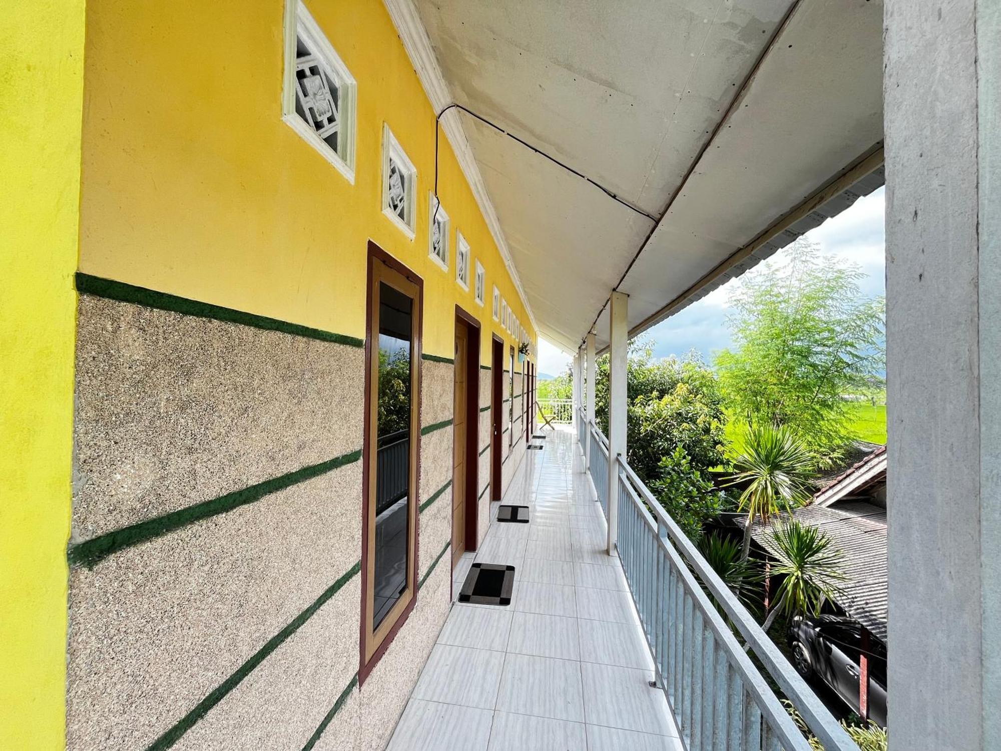 Alan'S Homestay Kuripan Kültér fotó